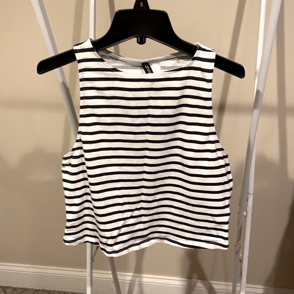 Divided black and white stripped crop top